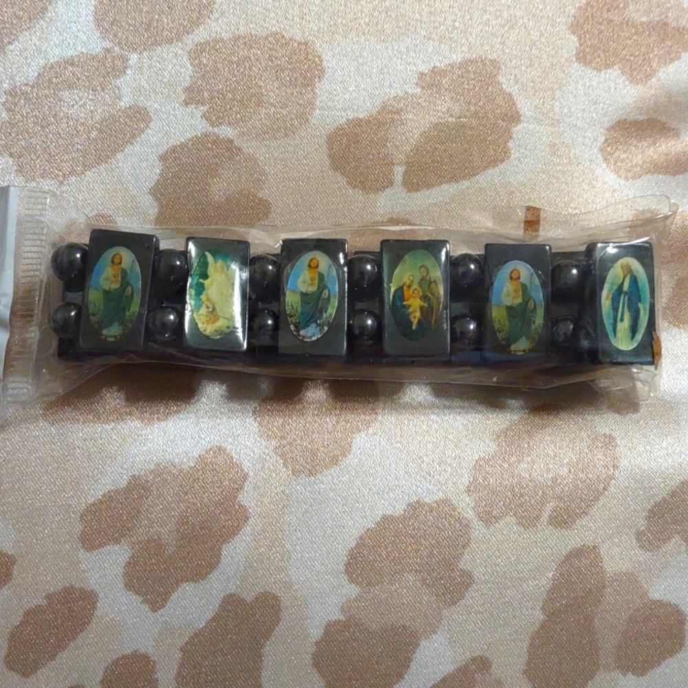 NWOT Religious bracelet